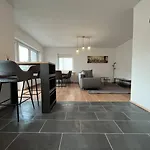 Simplex In Apartment *